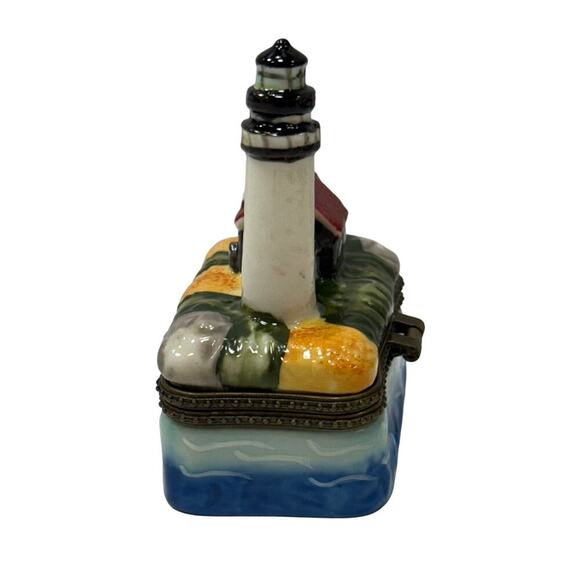 Cape Cod MA Lighthouse Hinged Trinket Box. - Picture 2 of 6